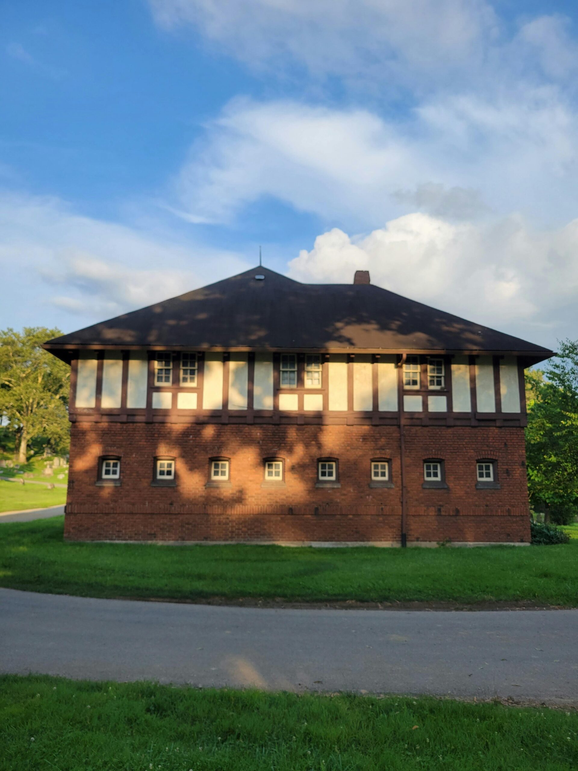 Watkins Garrett & Woods funeral home obituaries displayed respectfully